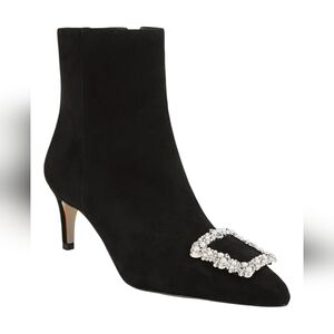 Elegant Black Ankle Boots with Embellished Buckle.. size 7